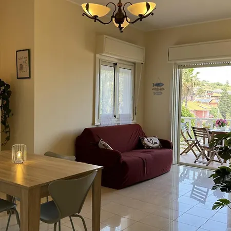 Il Balcone Sul Borgo Appartement Aci Castello